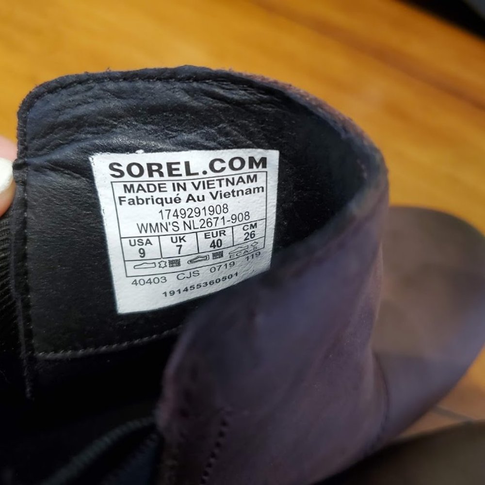 NWT Sorel Emelie Chelsea Boots Size 9 - Picture 7 of 8